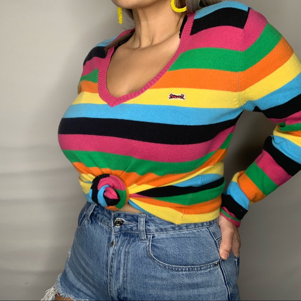 The Classic Le Tigre V Neck Colorful Sweater